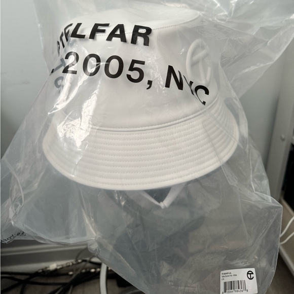 Telfar Bucket Hat - Picture 3 of 6